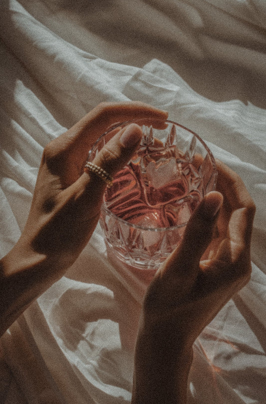 How to Stay Calm and Glowing: Simple Mediterranean-Inspired Stress-Reducing Rituals for Your Day